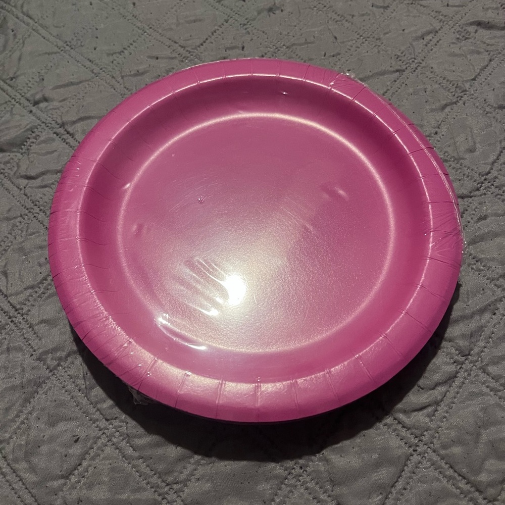 Pink Disposable Party Plates - Pack of Paper Dinner Plates